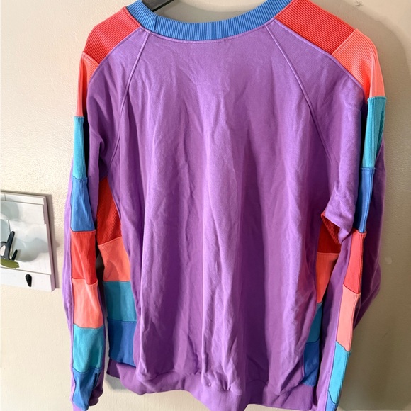 Colorful Patchwork Sweatshirt - Picture 5 of 7